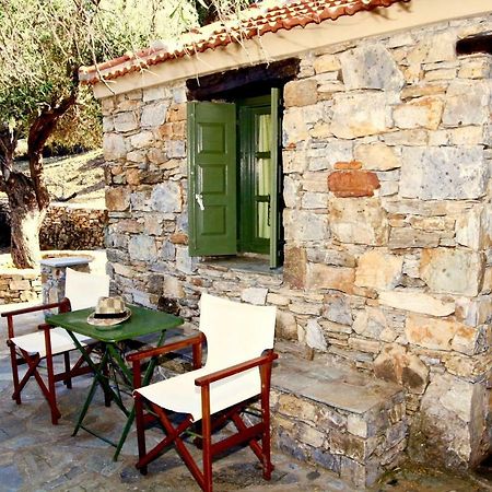 Casa Milos Stone Chalets Alónnisos エクステリア 写真